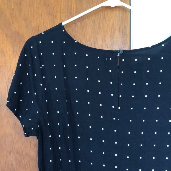 Old Navy T-Shirt Dress - Picture 2 of 3